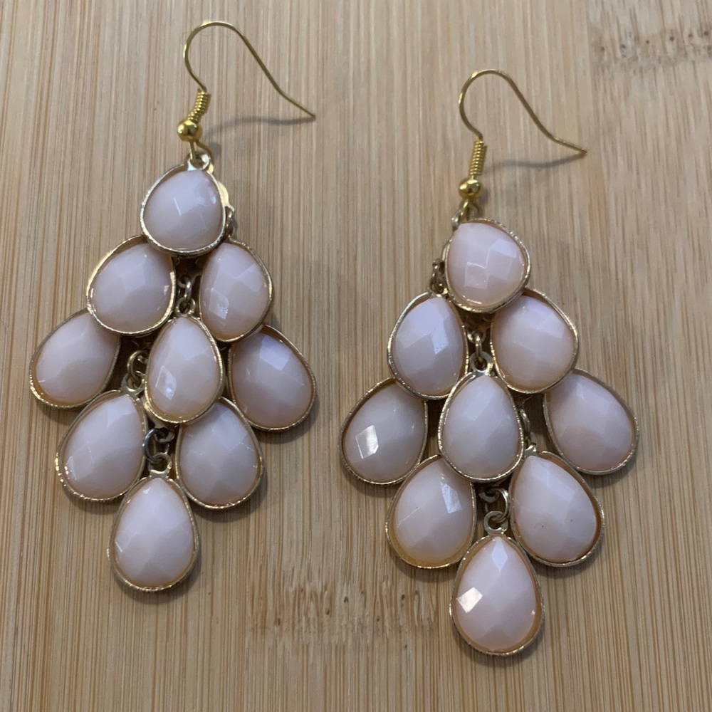 Elegant Gold and light pink Teardrop Earrings